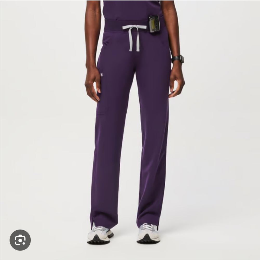 COPY - Figs Kade Cargo pants